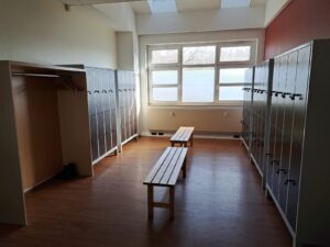 Sichere Spinde und Umkleide